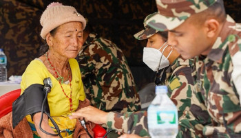 सेनाको स्वास्थ्य शिविरमा २०८ जना स्थानीयले लिए निःशुल्क सेवा